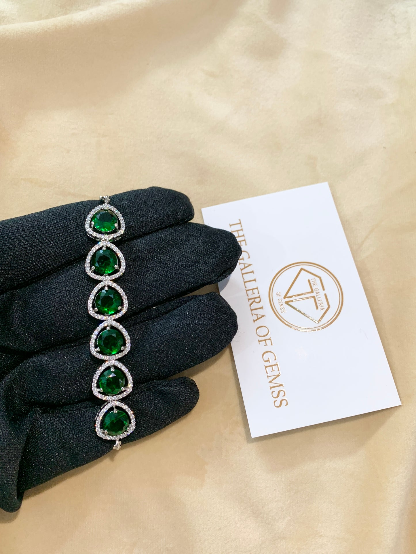 Aina diamond halo bracelet