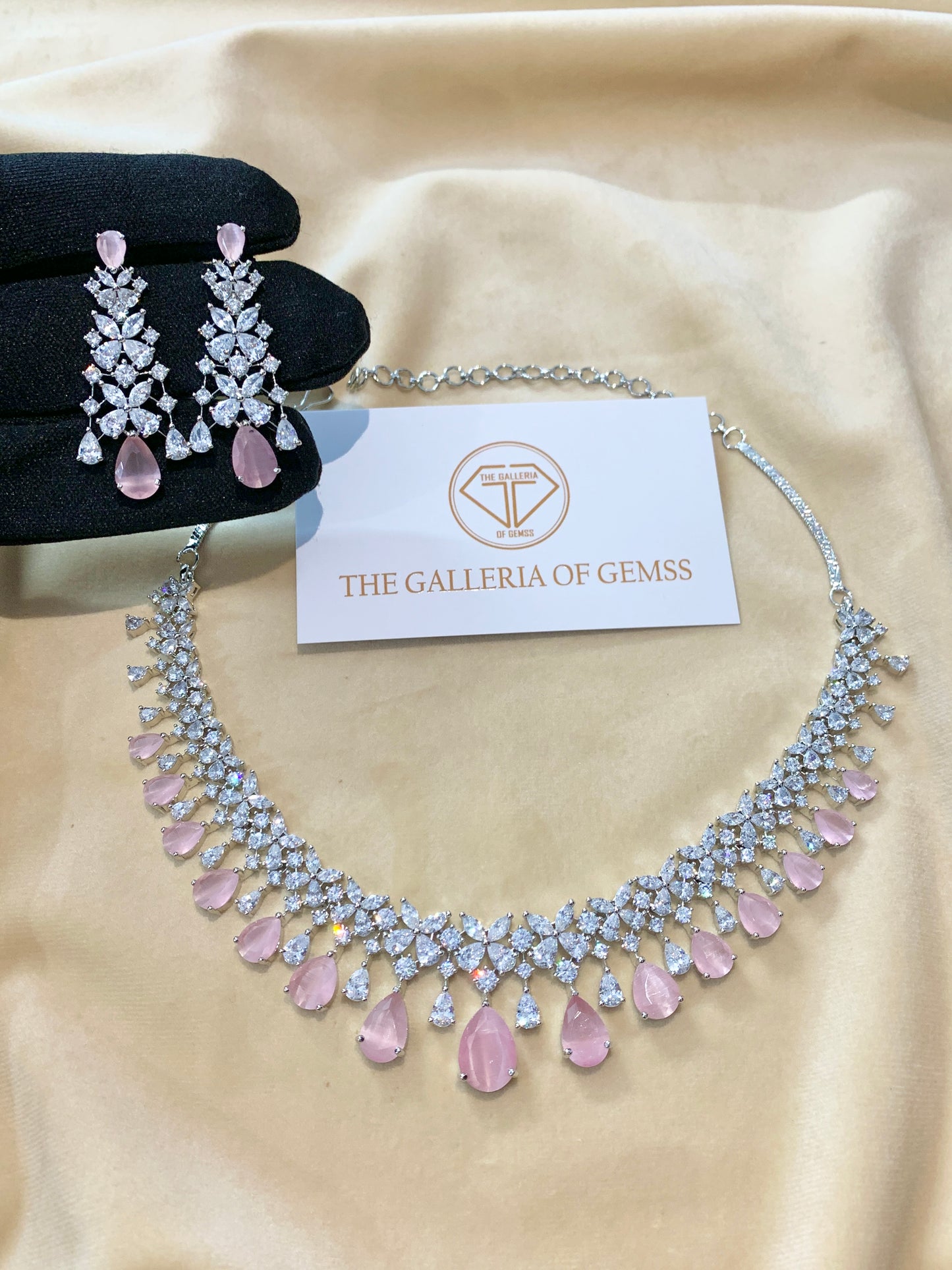 Adah diamond droplet necklace