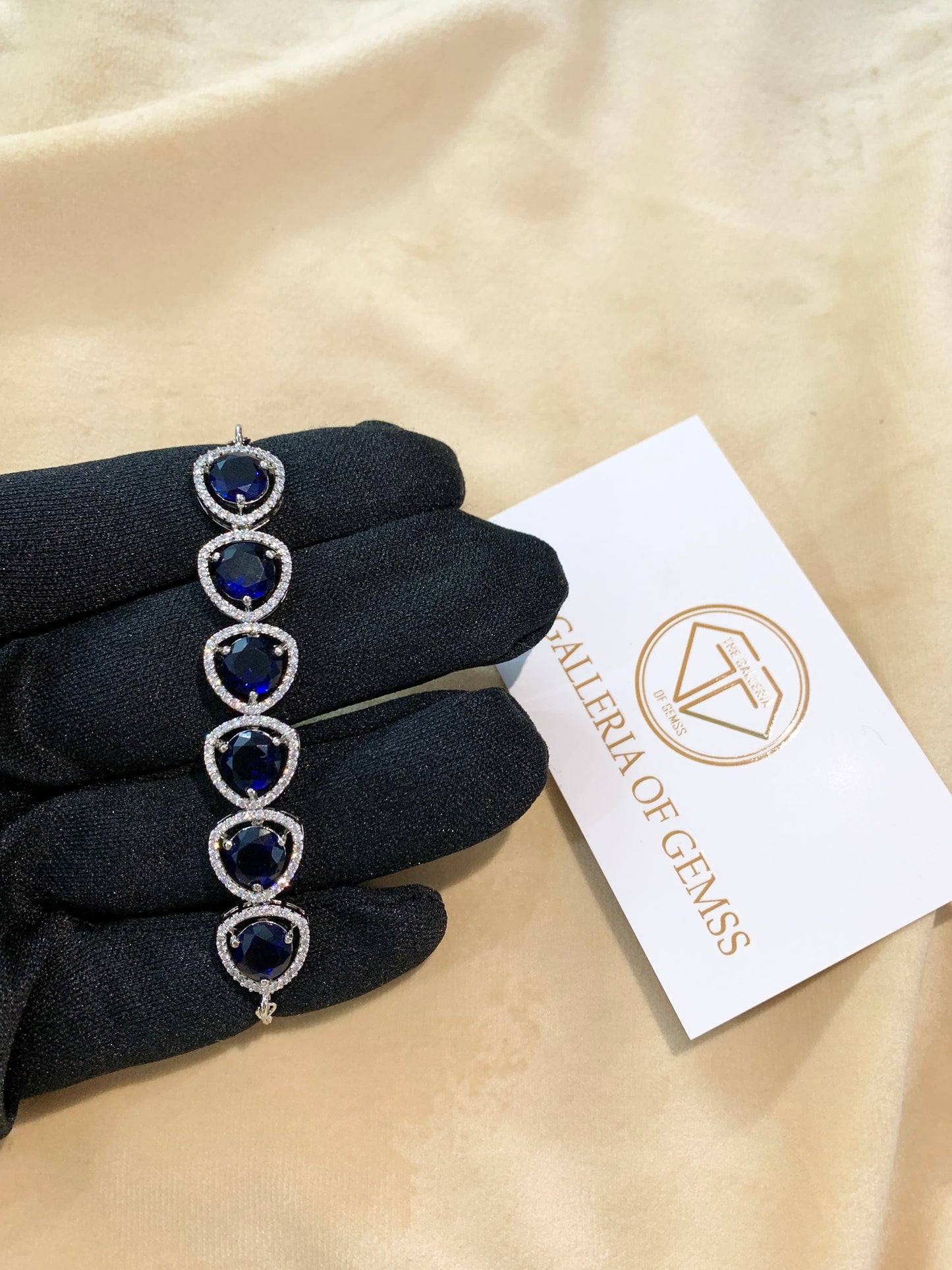 Aina diamond halo bracelet