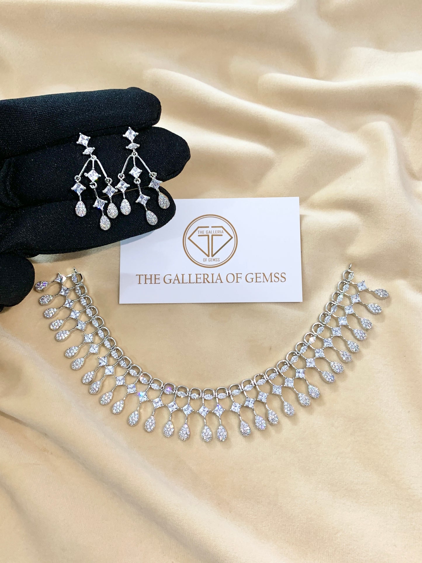 Diya diamond necklace