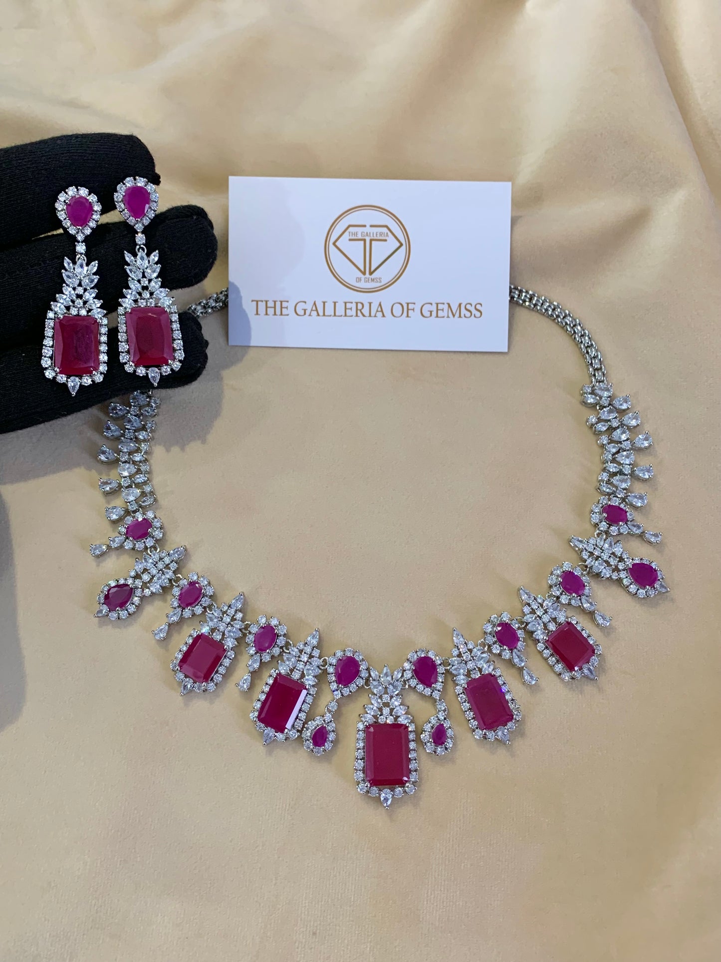 Aliya Ruby statement set