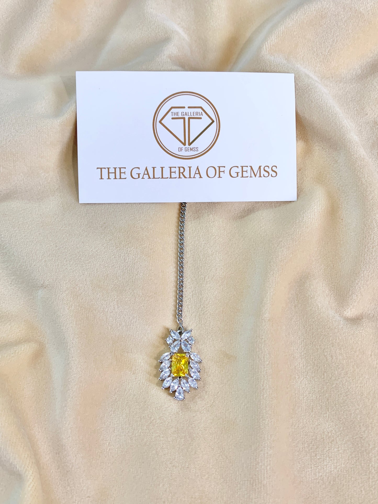Small citrine tika