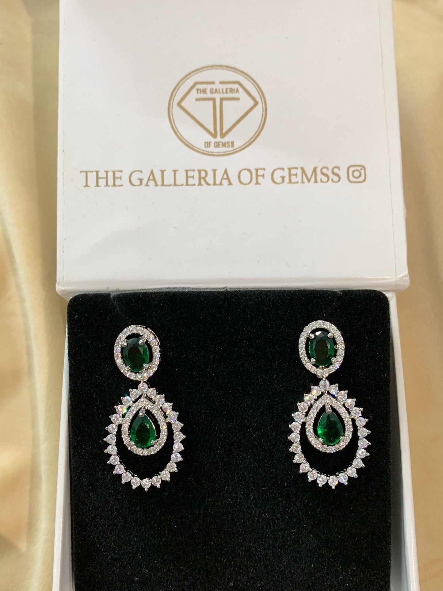 Bela Earrings