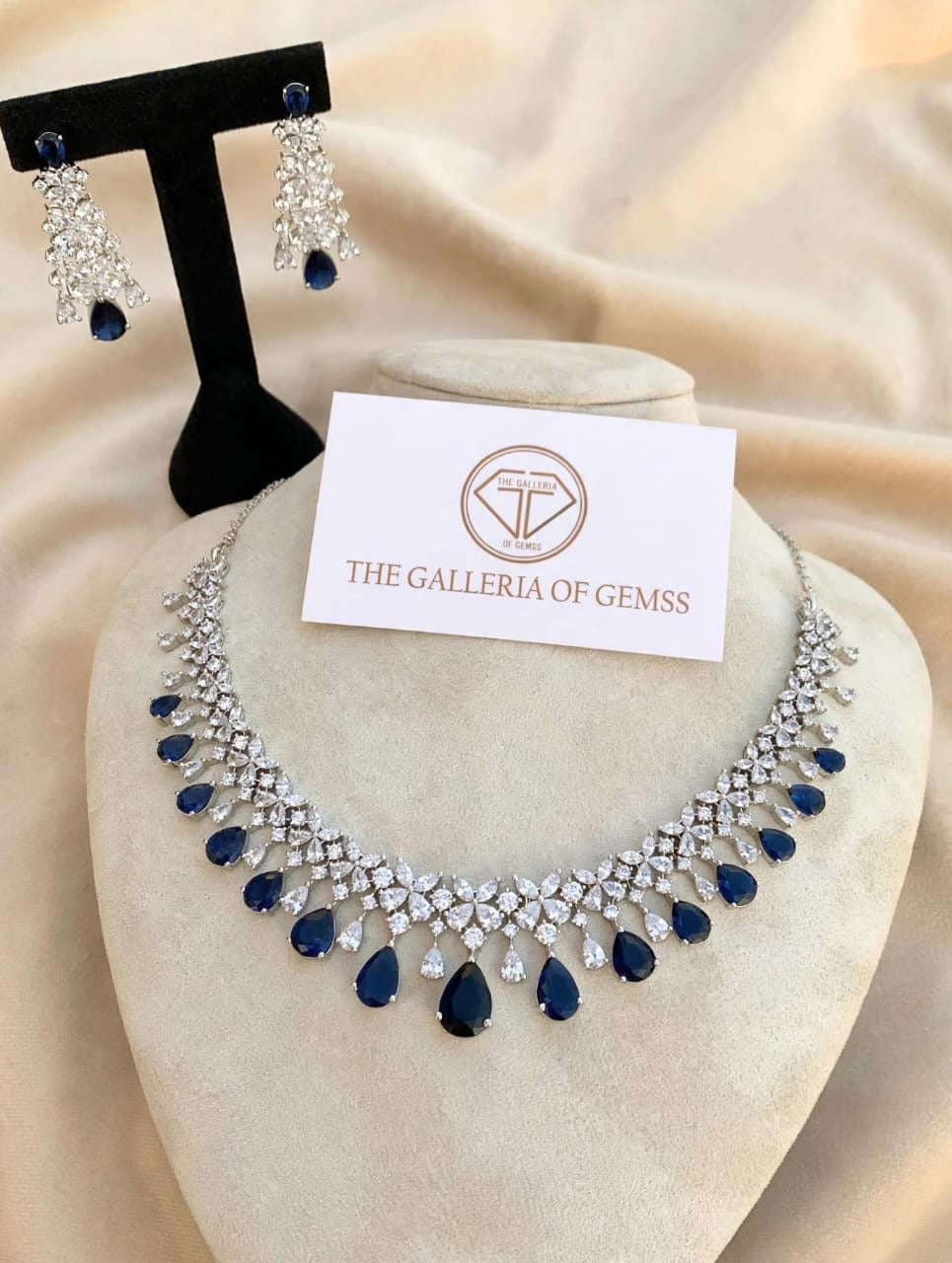 Adah diamond droplet necklace