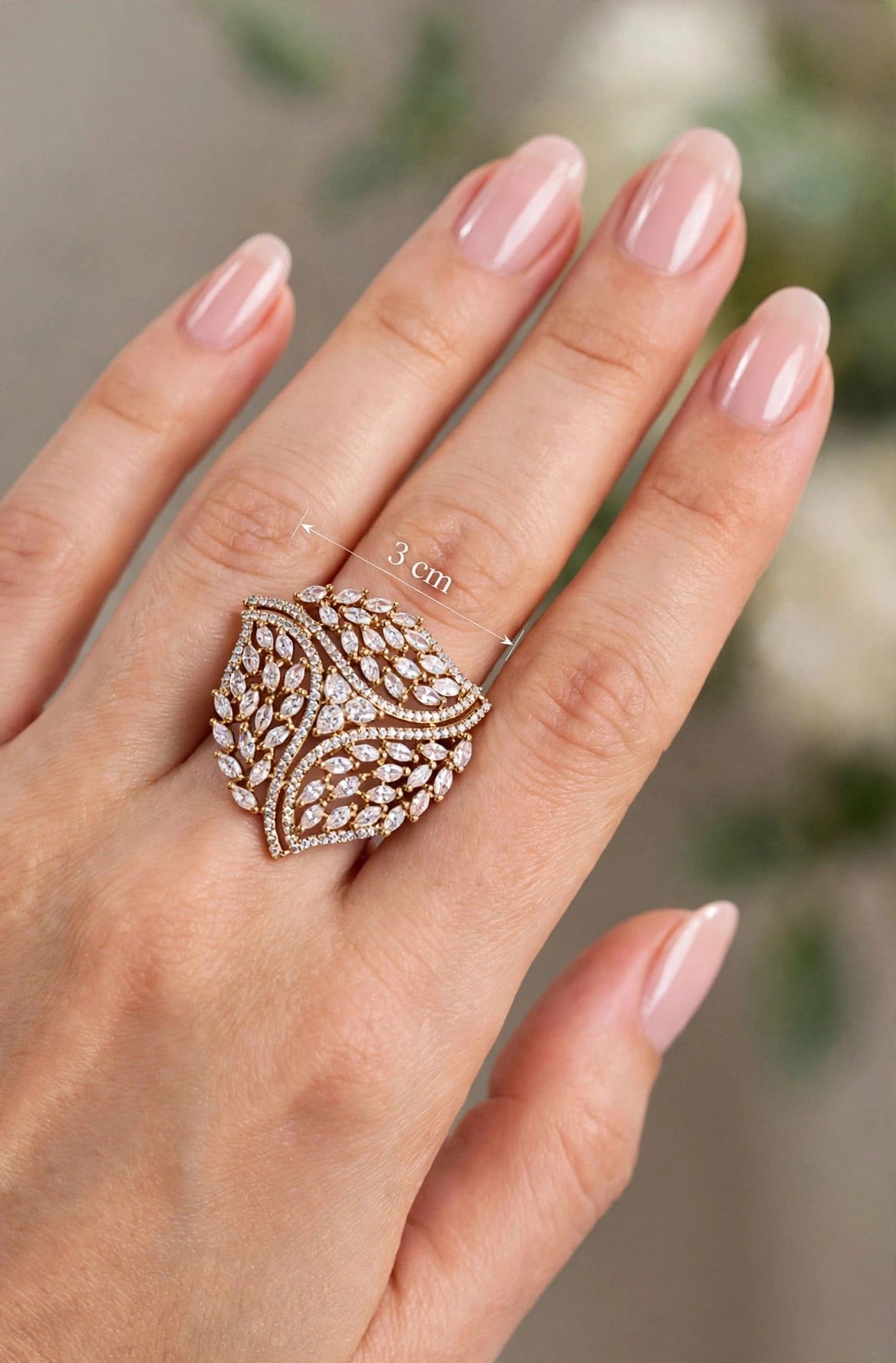 The Aurora Leaf Ring