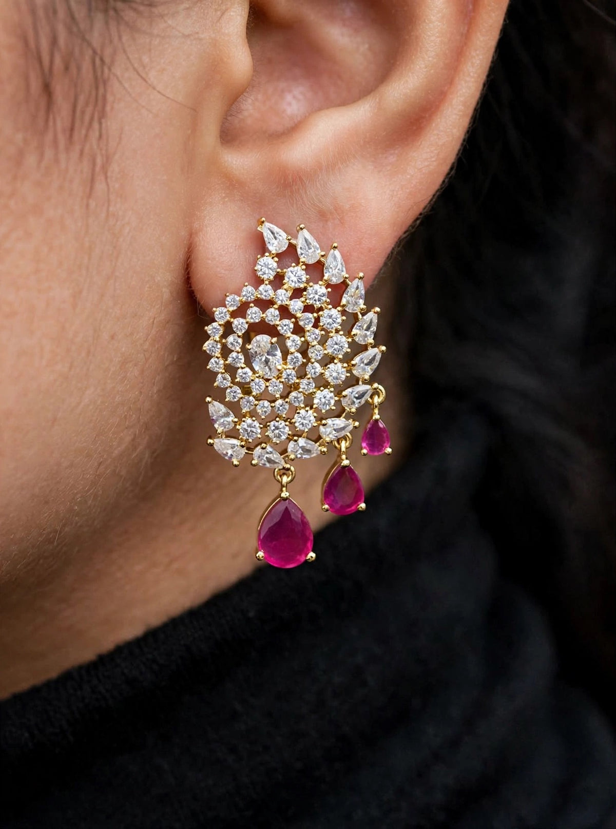 Lyra droplet earrings
