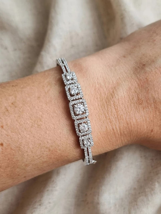 Layla Square Halo Bracelet