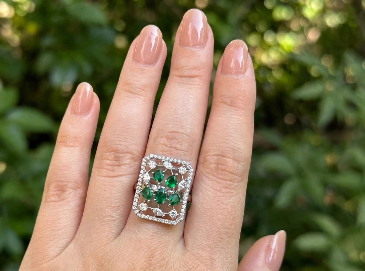 Emerald Lattice Garden Window Ring