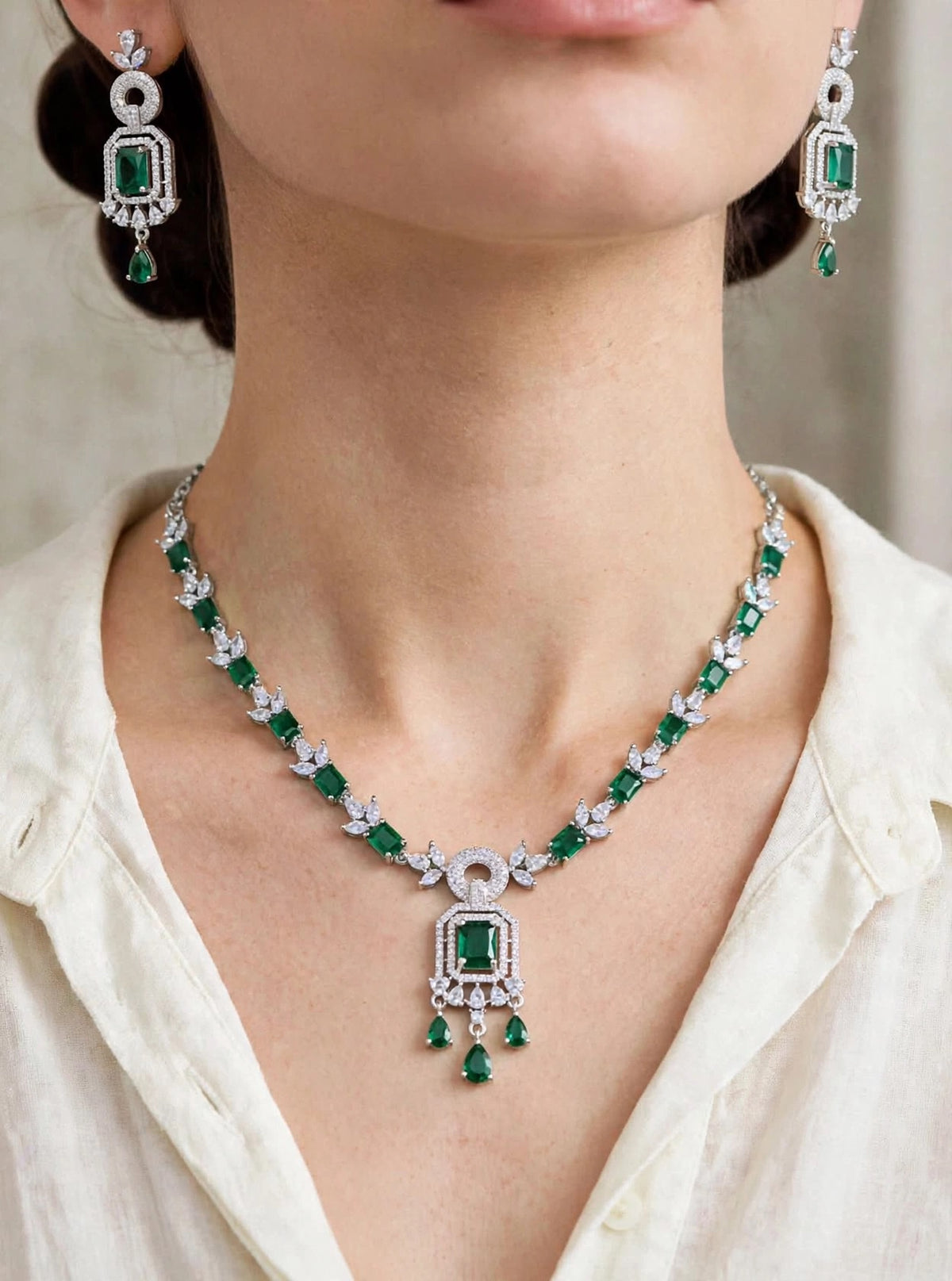 Alia diamond set