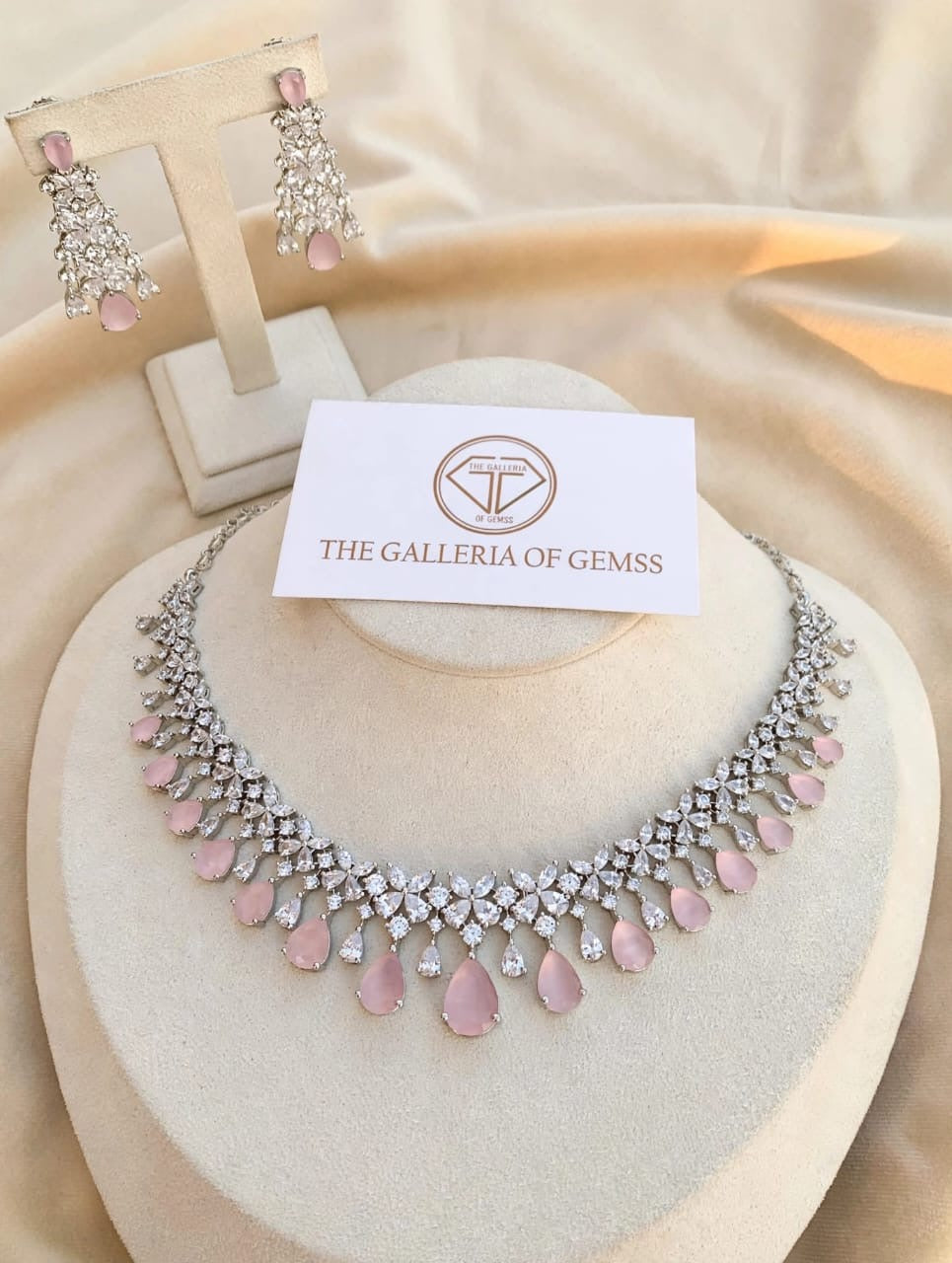 Adah diamond droplet necklace
